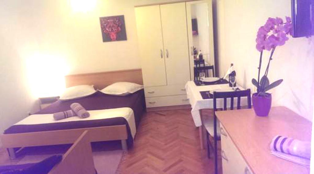 Apartments Mira Makarska Chambre photo