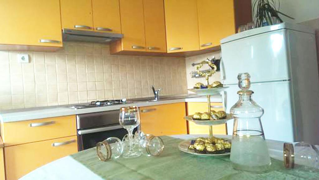 Apartments Mira Makarska Chambre photo