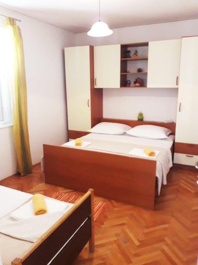 Apartments Mira Makarska Extérieur photo